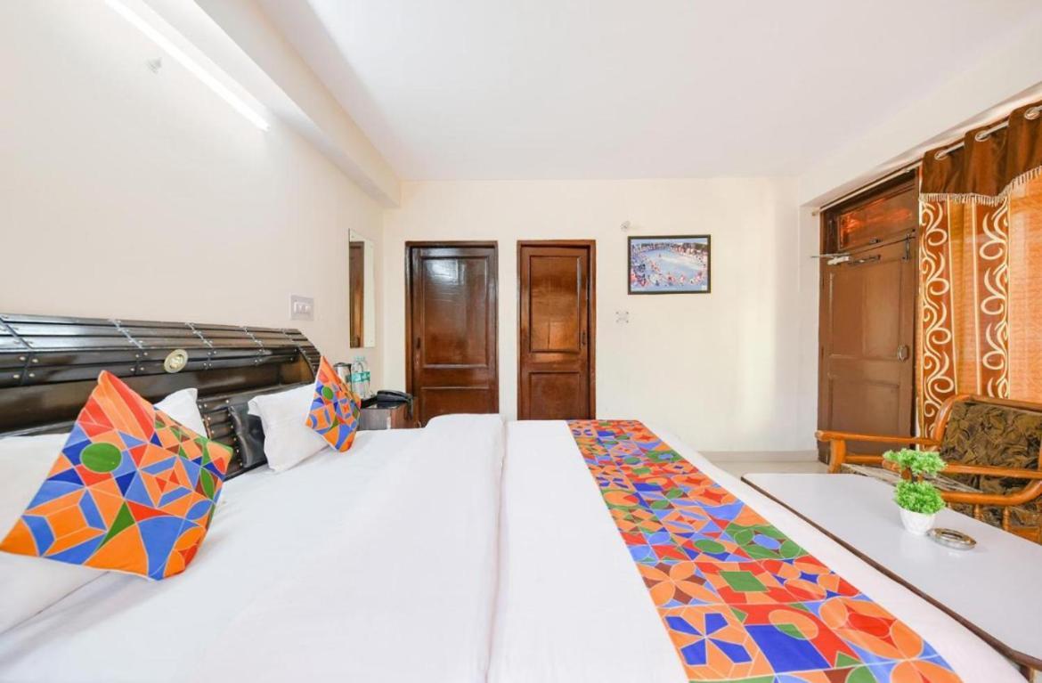 Hotel Gt International Tājganj المظهر الخارجي الصورة