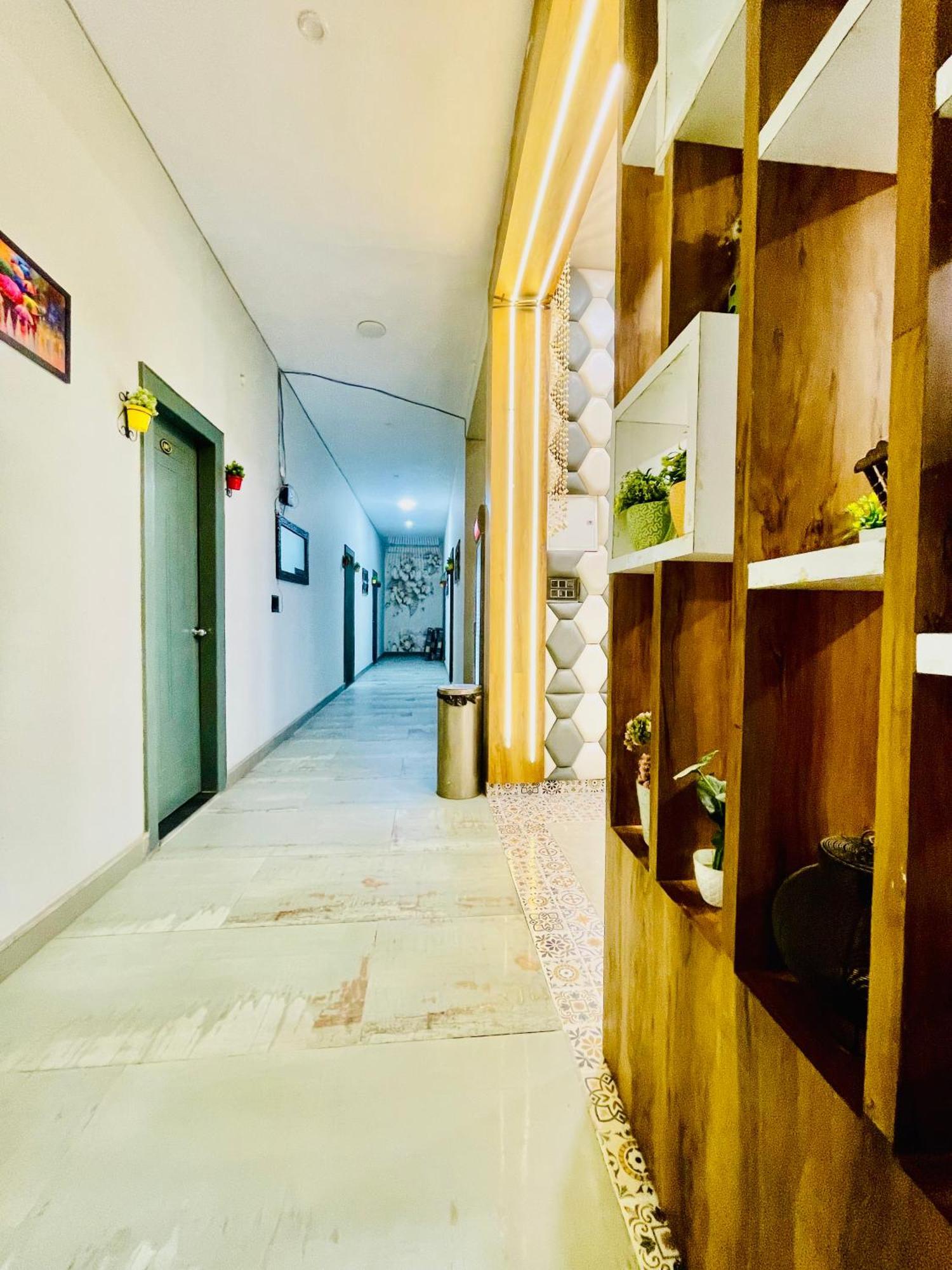 Hotel Gt International Tājganj المظهر الخارجي الصورة